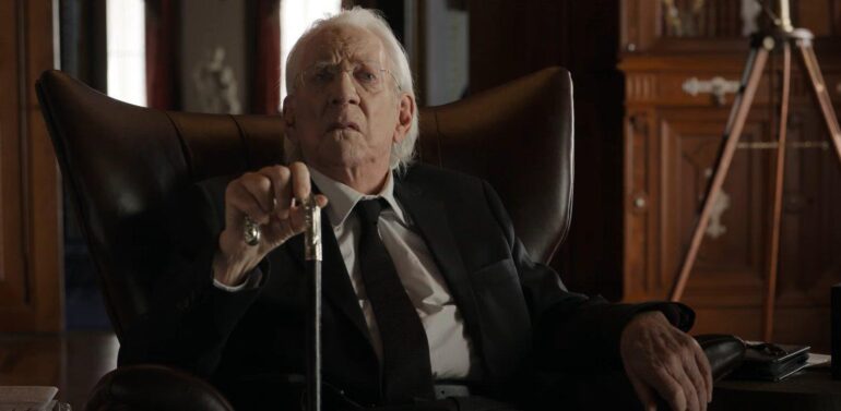 ‘Mr. Harrigan’s Phone’ – Movie Review: Stephen King and Ryan Murphy Team Up to Bring Us A Coming of Age Thriller, With a Slight Touch of Horror