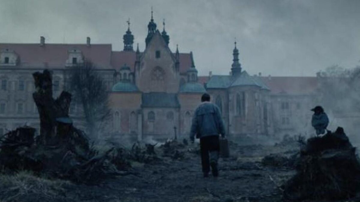 El Abismo del Infierno (2022) – Crítica de la Película