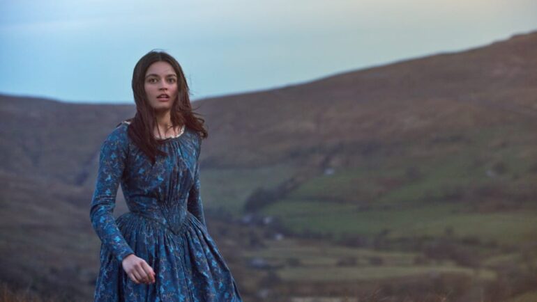 Emily (2022) – Biopic sobre Emily Brontë – Crítica de la Película