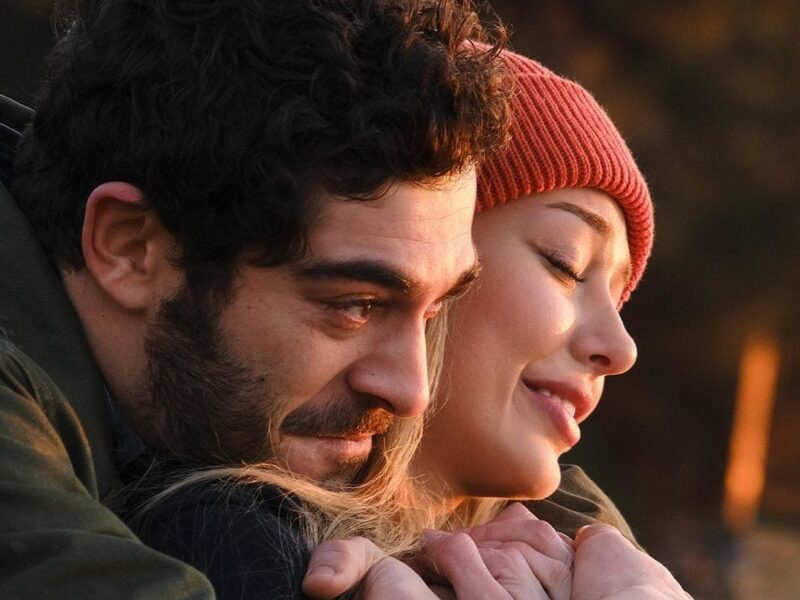 ‘Quédate’ (2022) – Película Netflix – Crítica