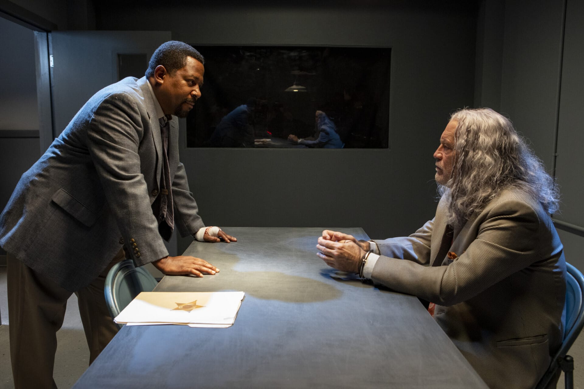 ‘Mindcage’ (2022) – Thriller with John Malkovich and Martin Lawrence – Review: A Good Old Thriller