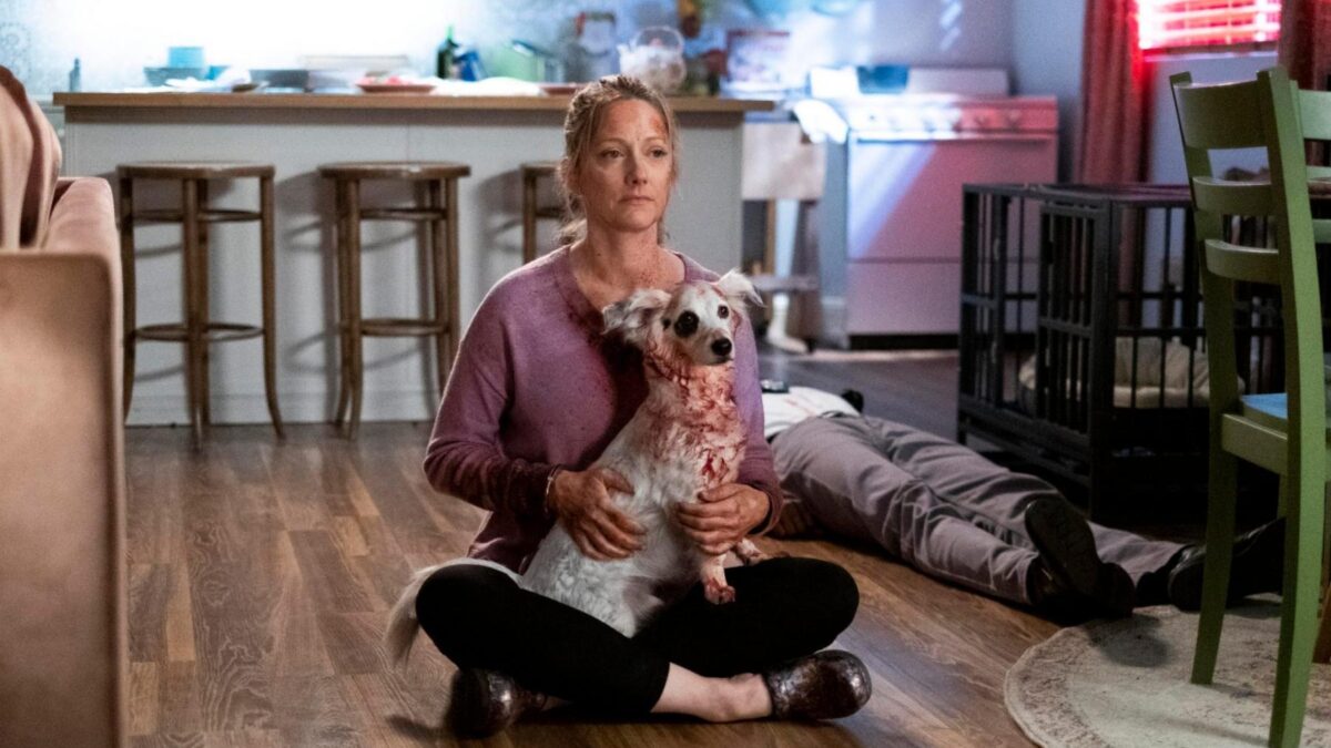 Into the Dark: Good Boy (2020) – Terror y Humor… y Perro