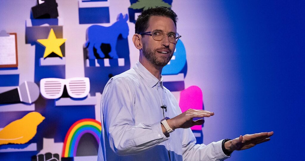 Neal Brennan: Blocks – Comedia Stand-Up en Netflix: Humor del Sardónico