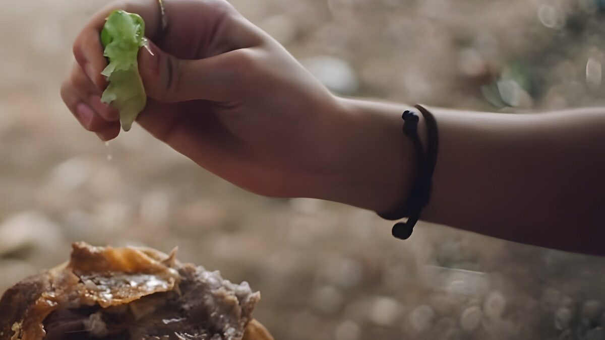 ‘Taco Chronicles’ – Season 3 ‘Cross the Border’ – A Netflix Series – Delish! The Best Tacos in the U.S.