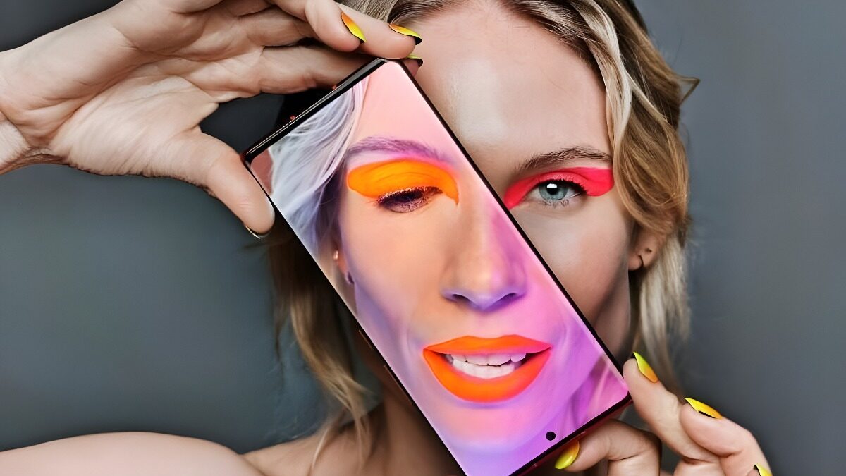 TECNO et le photographe portraitiste Rankin font de chaque utilisateur du PHANTOM X2 un maître de la photographie
