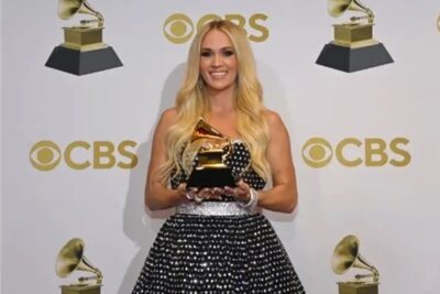 Carrie Underwood Wraps 2022 On A High Note