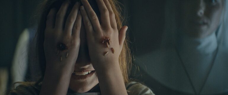 ‘Reza por el Diablo’ (2022) – Película de Terror – Crítica