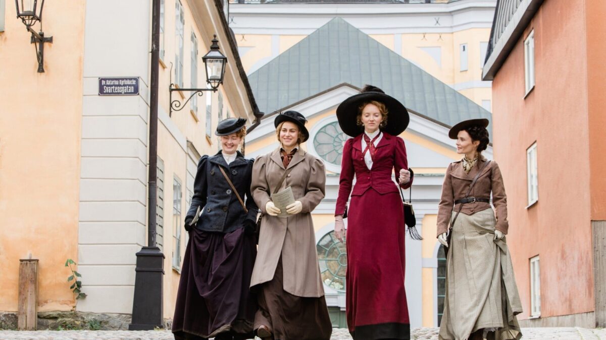 ‘Hilma’ (2022) – Tora Hallström y Lena Olin – Trailer de la Película