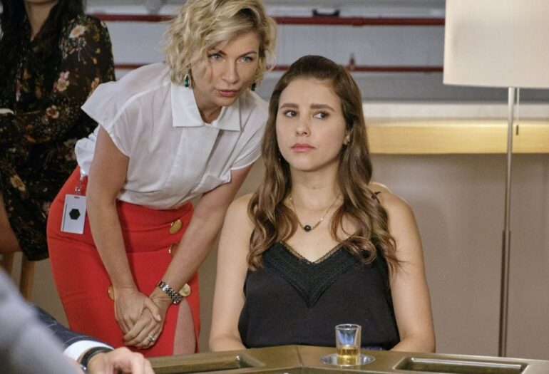 ‘Madre Sólo Hay Dos’ (2021-) – Serie en Netflix – Temporada 3