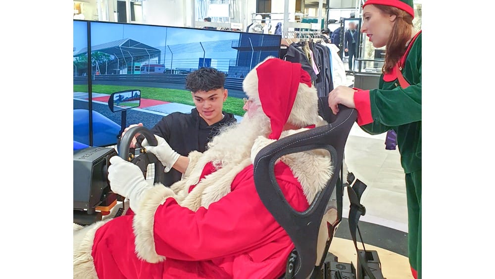 London Shoppers Experience the Future of Gaming With Samsung Odyssey Ark and Gaming Hub