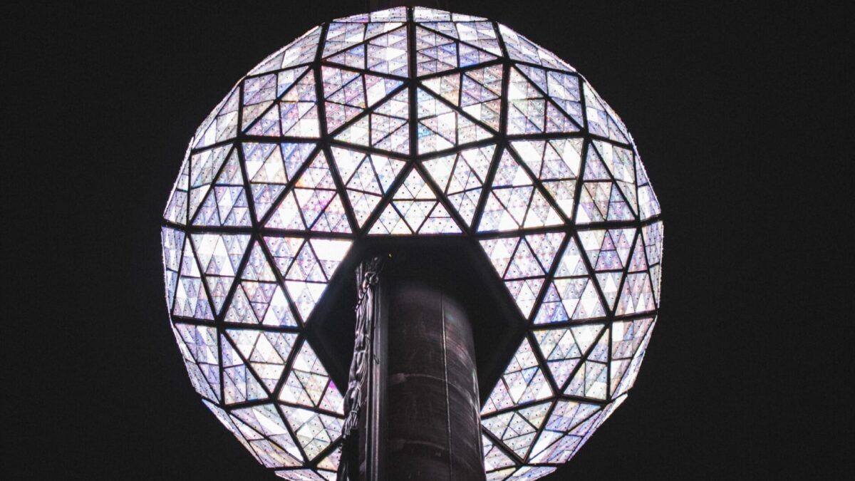 “Gift of Love” Revealed as the 2023 Waterford Crystal Times Square New Year’s Eve Ball Theme