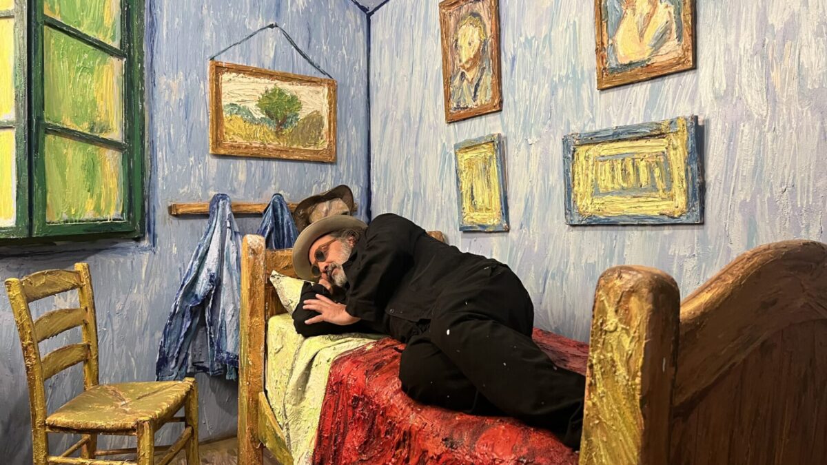 Announcing the Long-Awaited Opening of the Mr Brainwash Art Museum