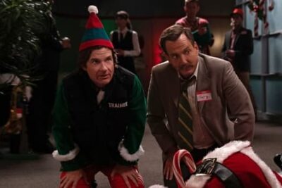 ‘Murderville: El misterio del asesinato de Papá Noel’ (2022) – Especial de Navidad en Netflix con Jason Bateman y Maya Rudolph