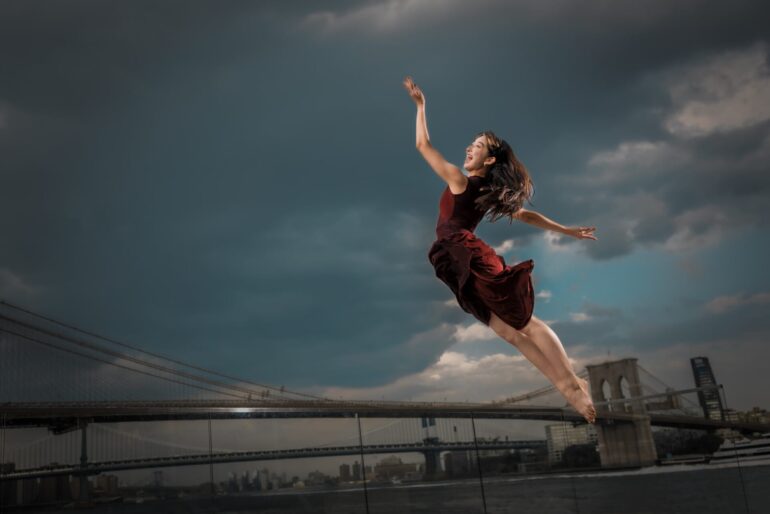 Legendary Dancer/Choreographer Zhongmei Li to join the Nai-Ni Chen Dance Company