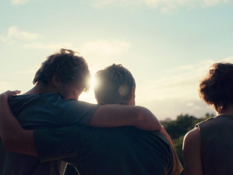 &lsquo;Beautiful Beings&rsquo; (2022) – Sortie le 13 janvier dans les cinémas américains – Bande-annonce du film