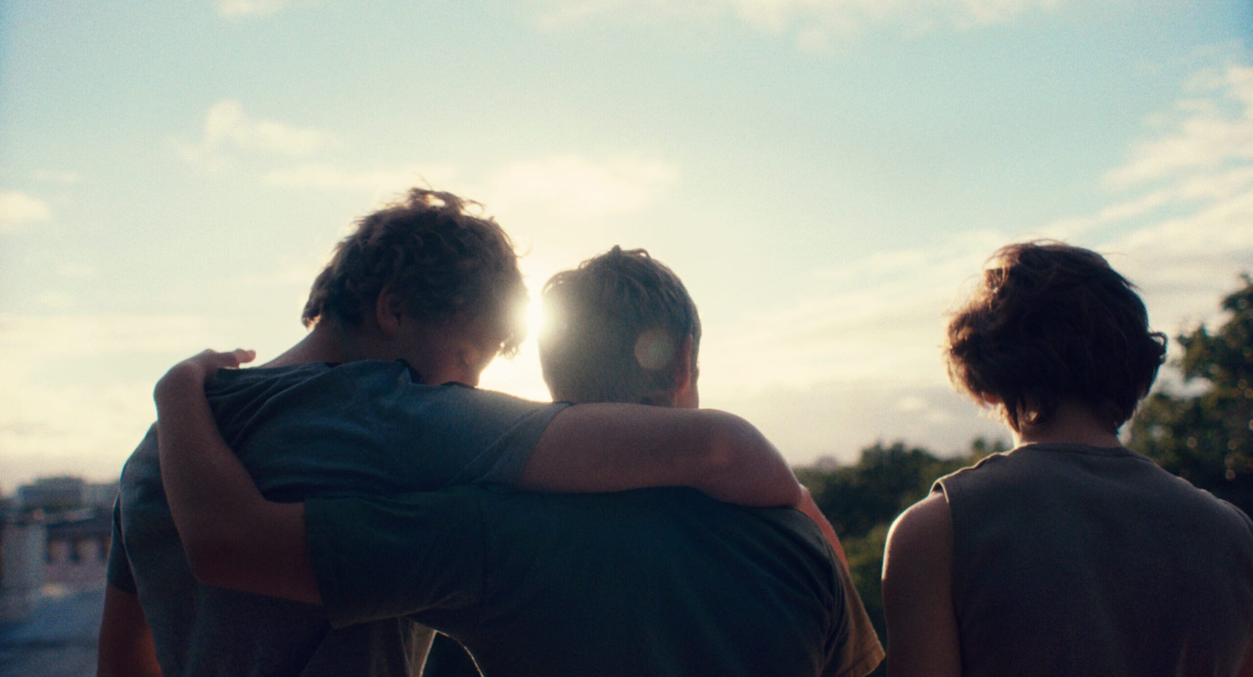 &lsquo;Beautiful Beings&rsquo; (2022) – Sortie le 13 janvier dans les cinémas américains – Bande-annonce du film