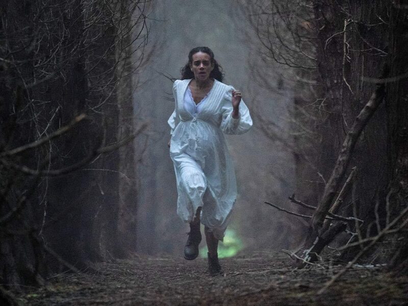 Le film &lsquo;Unwelcome&rsquo; (2022) sort le 27 janvier. Bande-annonce