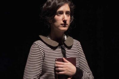 El teatro Fernán Gómez. Centro Cultural de la Villa presenta Historia de una maestra de Josefina Aldecoa
