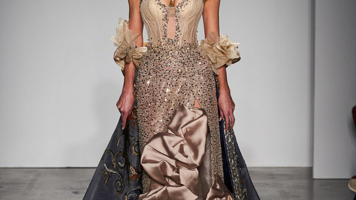 International Designers Hengki Kawilarang, Lisa Ju, Taussy Daniel & Victorian Maiden Wow Global Fashion Collective III New York Fashion Week Show Audiences