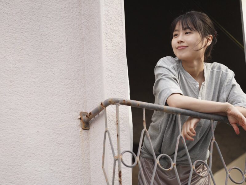 &lsquo;Call Me Chihiro&rsquo;. Film sur Netflix. Critique : Un film qui sait se faire aimer