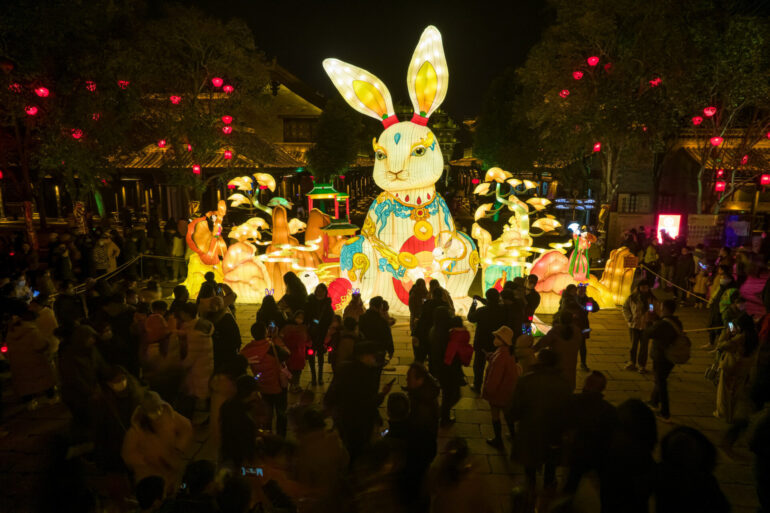Celebrate the Lantern Festival and Enjoy Lanterns in the Glittering Ancient City of Taierzhuang