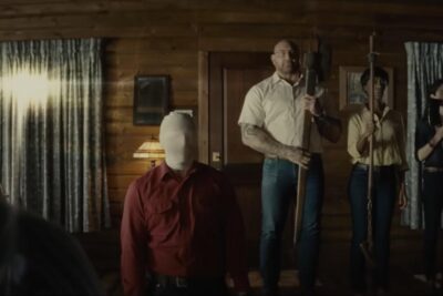 ‘Knock at the Cabin’ (2023) Movie Review: A Delight for Suspense Film Lovers