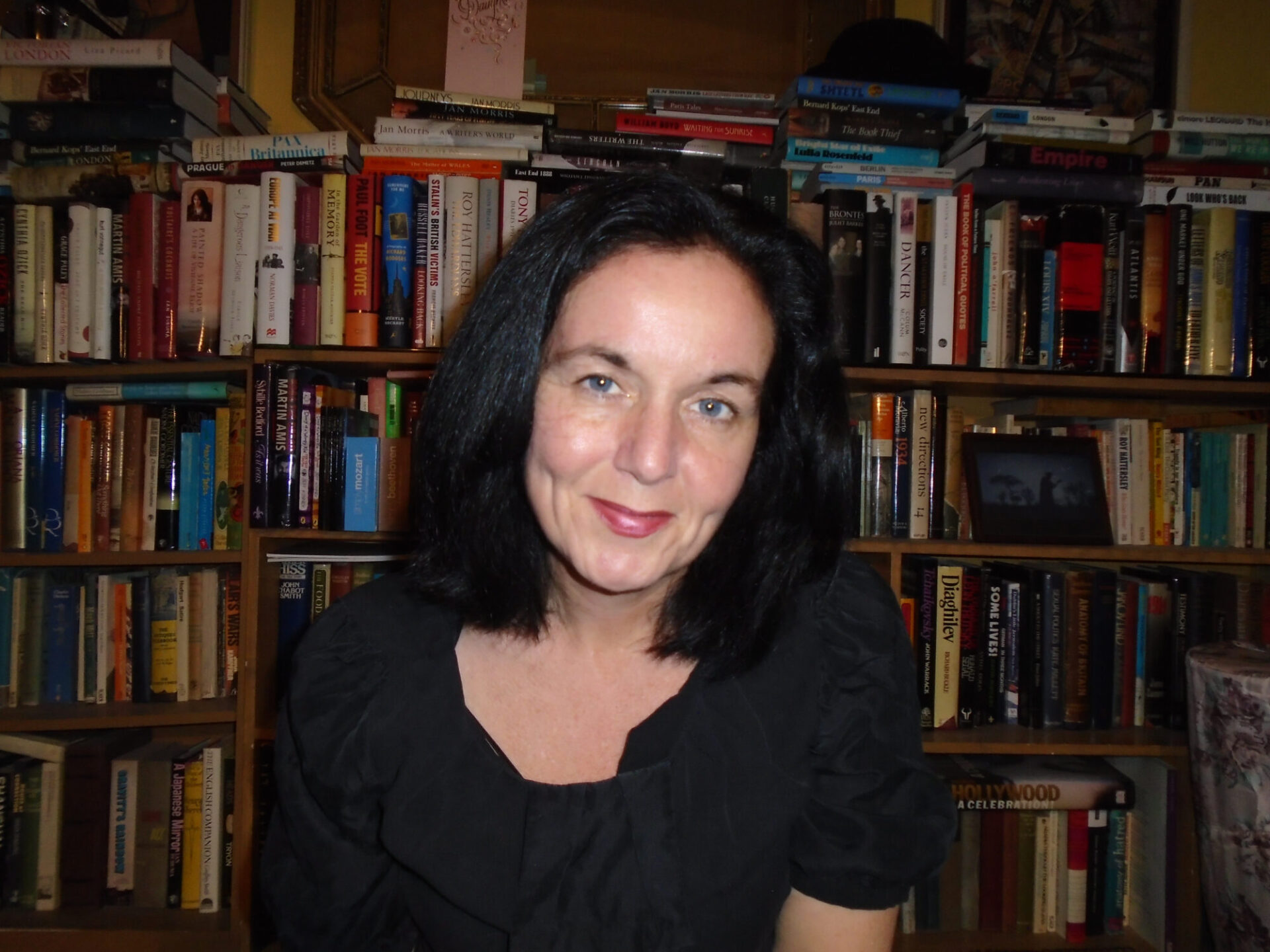 Finborough Theatre Literary Manager Sue Healy Publishes New Book On Literary Management