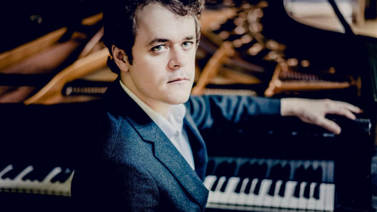 92NY presents: Benjamin Grosvenor, piano, plays Schumann, Prokofiev, and more