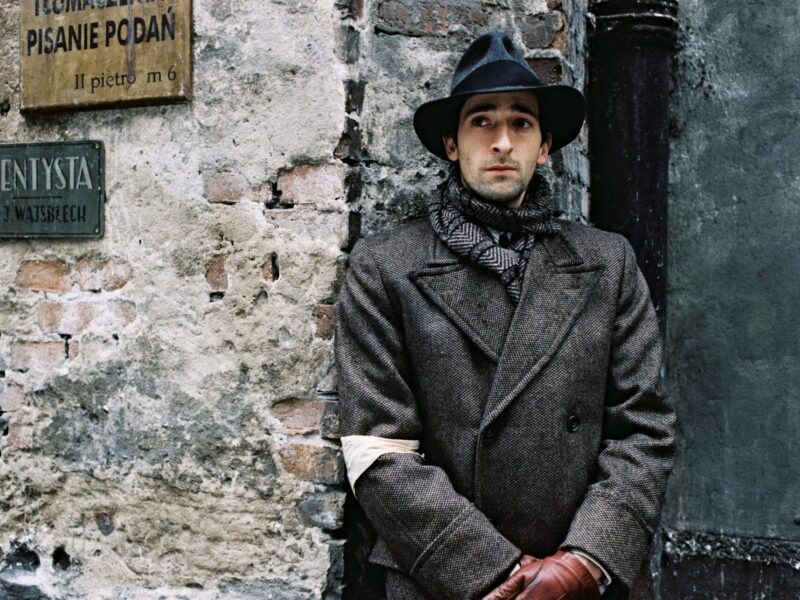 Adrien Brody: ‘The Brutalist’ ile Yeniden Oscar Kazananı, ‘Piyanist’ten Sanatsal Uğraşlara Uzanan Bir Kariyer