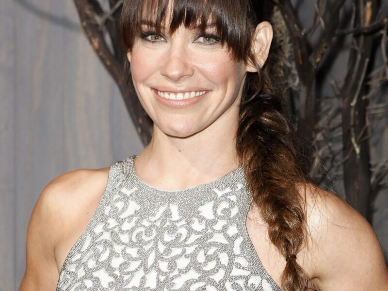 エヴァンジェリン・リリーの舞台裏：エヴァンジェリン・リリーの舞台裏：才能ある女優の人生と仕事に迫る