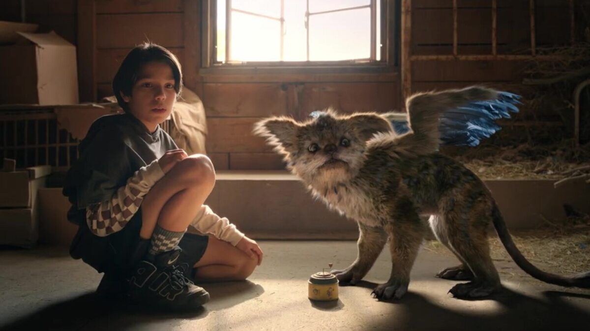 ‘Chupa’ (2023). Película en Netflix. Crítica: Una de Aventuras Juvenil con Amigo “Especial”