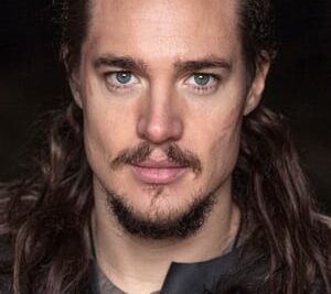 Alexander Dreymon: la estrella emergente detrás de «El último reino»