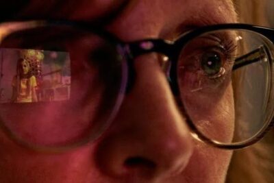 &lsquo;The Artifice Girl&rsquo; (2023). Critique du film. Critique du film : Un bon Black Mirror