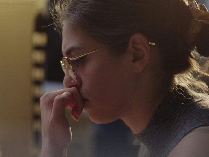 ‘Víctima/Sospechosa’ (2023) Documental en Netflix: una apuesta arriesgada, pero necesaria, por revelar la realidad más incómoda