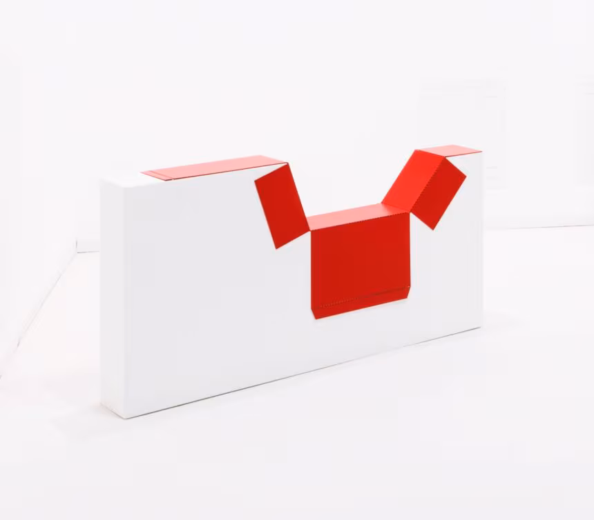 Simon, le rempart, 2020, métal, bois, 75 x 140 x 20 cm