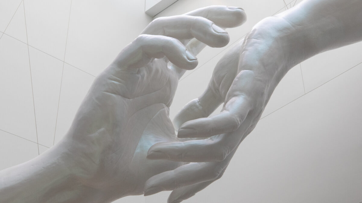 Large-Scale Sculpture by Hank Willis Thomas and Coby Kennedy Debuts at Chicago O’Hare