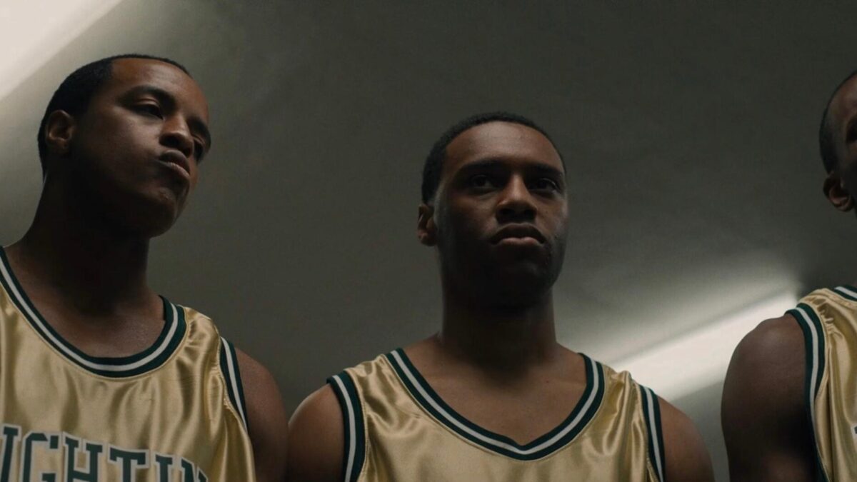 ‘Shooting Stars’ (2023) Crítica de la Película: La Historia de LeBron James (y sus Amigos)