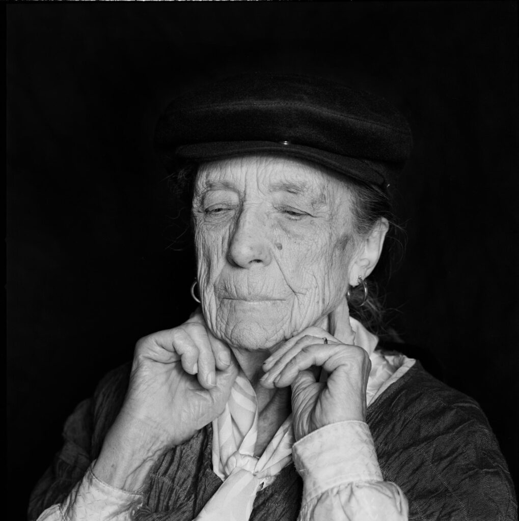 Louise Bourgeois: The Life and Art of a Revolutionary Sculptor