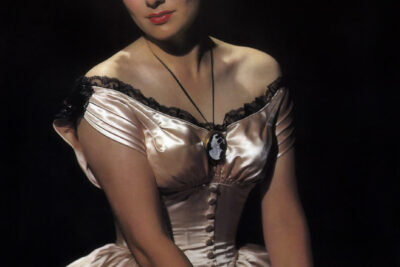 The Timeless Elegance of Olivia De Havilland