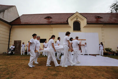 Artist Project: Hermann Nitsch’s 6-Day-Play at Prizendorf Castle