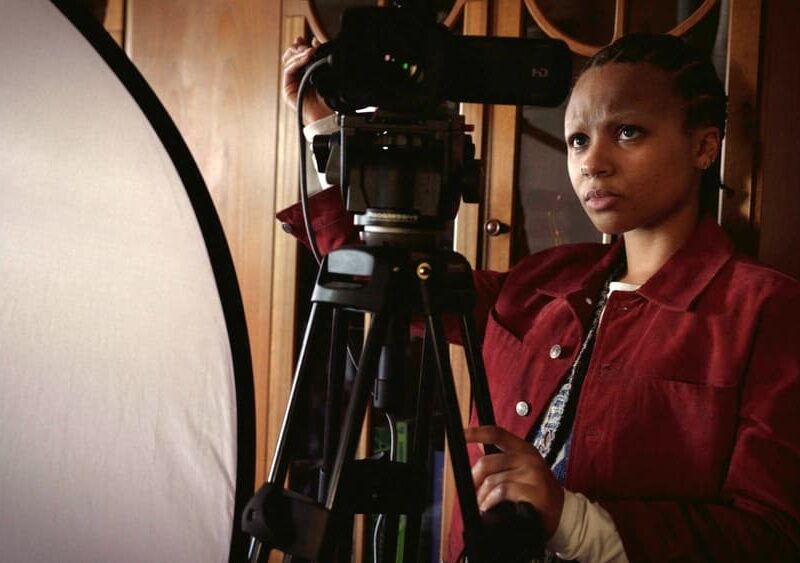 ‘Loch Henry’ (2023) Black Mirror Temporada 6 Episodio 2