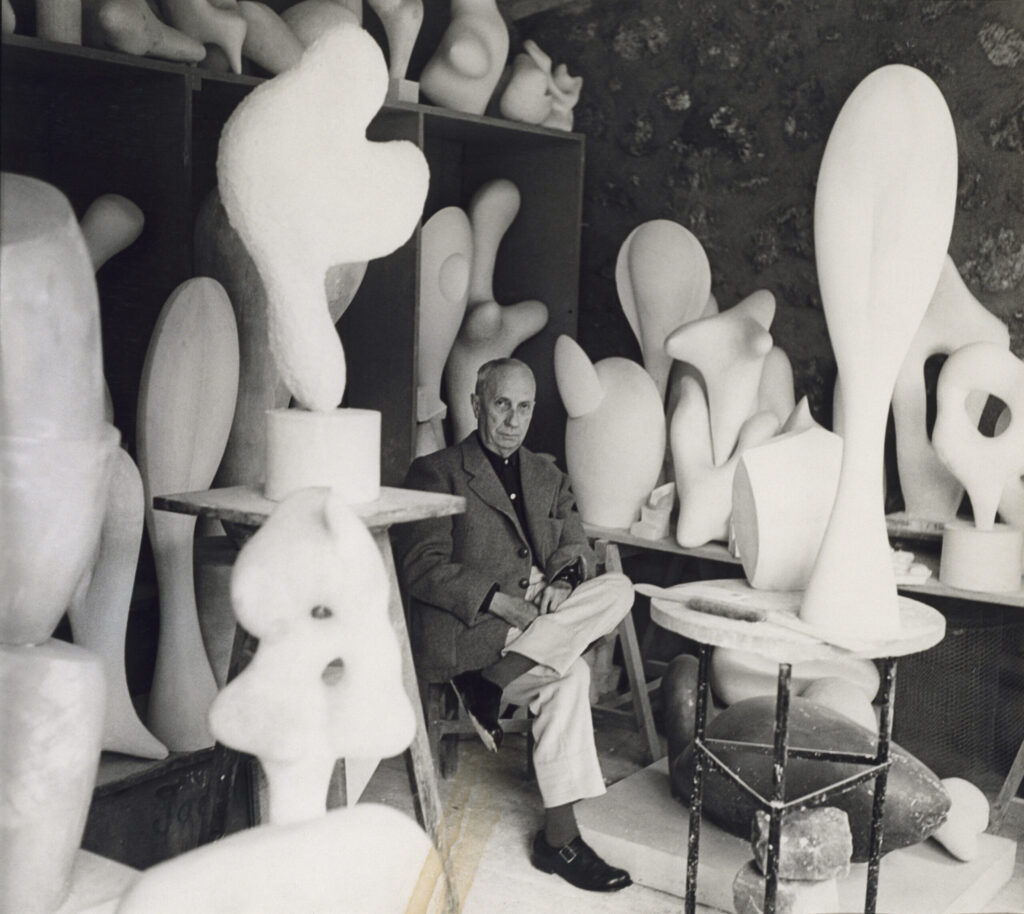 The Stiftung Arp e.V. Gifts Over 200 Plasters by Sculptor Hans Arp to 10 Museums Worldwide