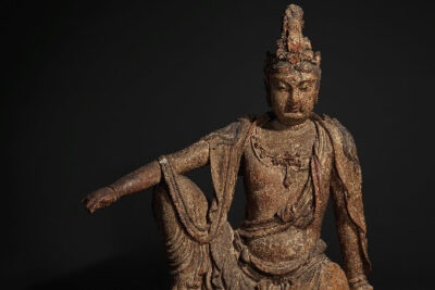Rare Wood Figure of a Bodhisattva Jin Dynasty Sold for €2,589,400 Tripling its Estimate