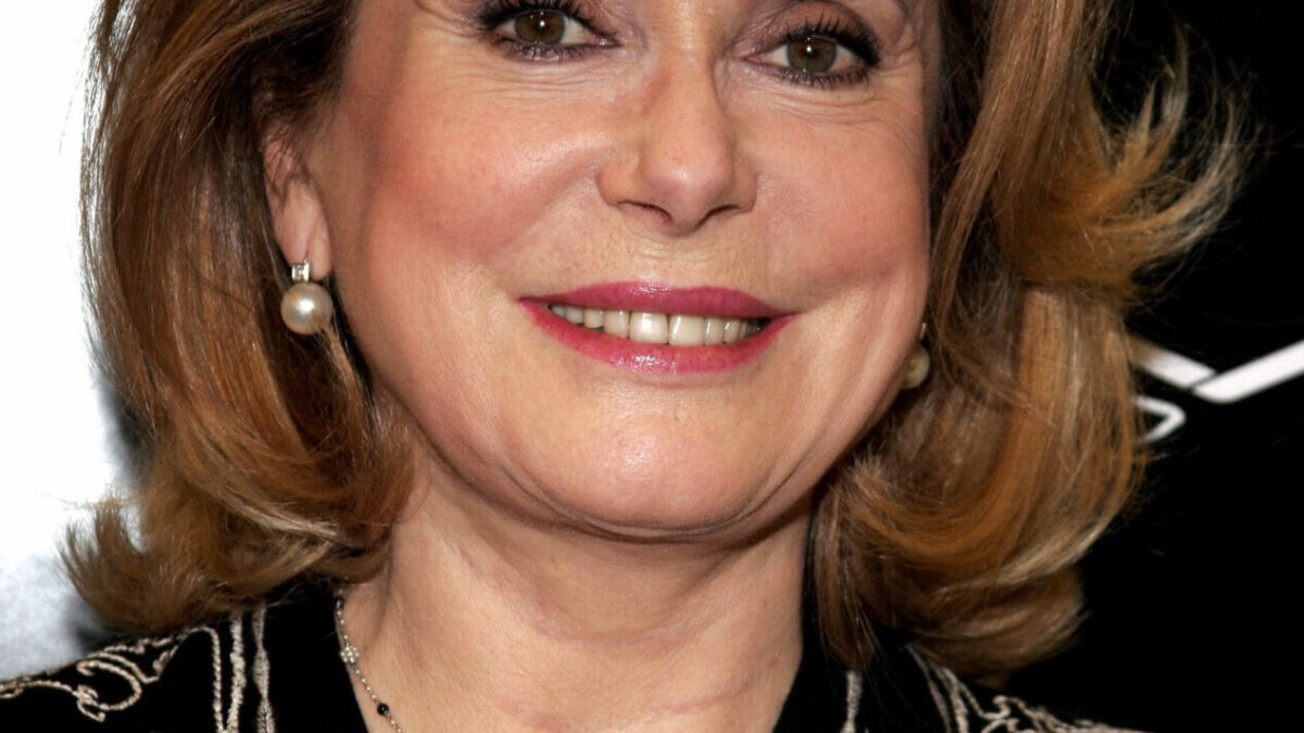 Catherine Deneuve revient aux écrans interprétant à Mme. Chirac dans le film &lsquo;Bernardette&rsquo;