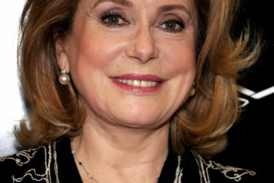 Catherine Deneuve revient aux écrans interprétant à Mme. Chirac dans le film &lsquo;Bernardette&rsquo;