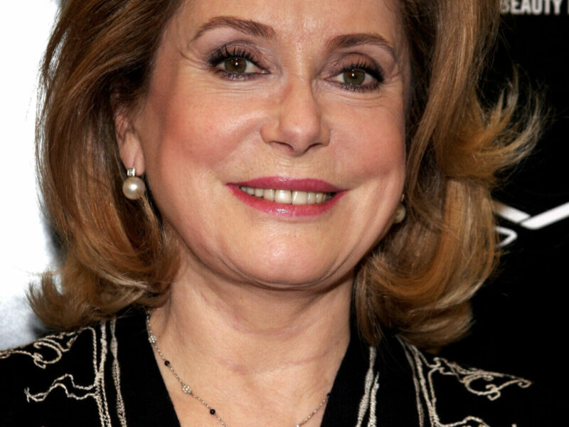 Catherine Deneuve revient aux écrans interprétant à Mme. Chirac dans le film &lsquo;Bernardette&rsquo;