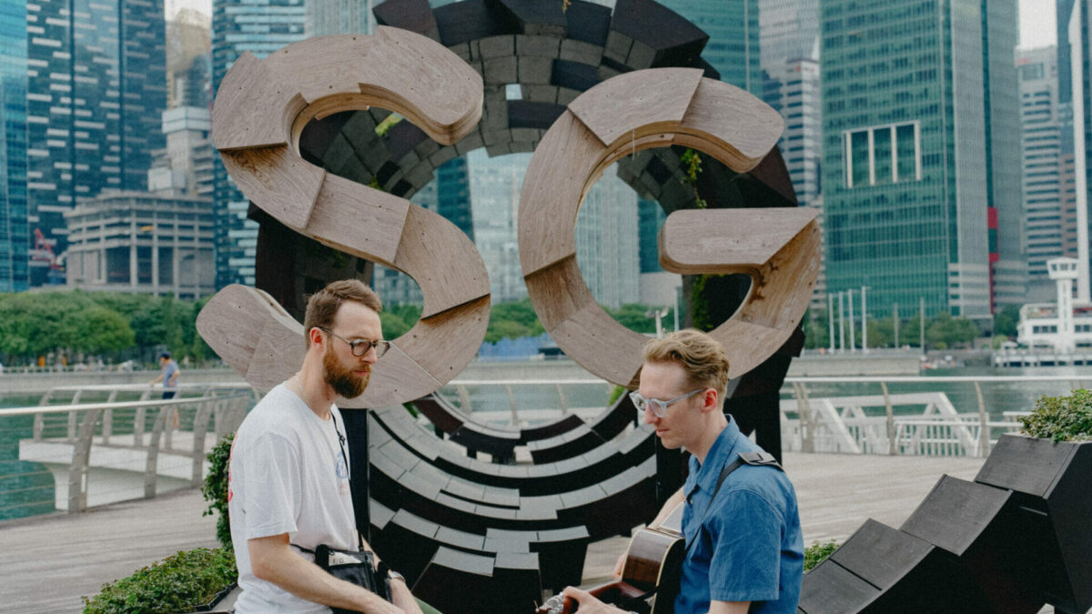 Singapore Tourism Board, Warner Music Singapore and Hit English Alt-Pop Duo HONNE to Create “inside-out in Singapore” Video Series 