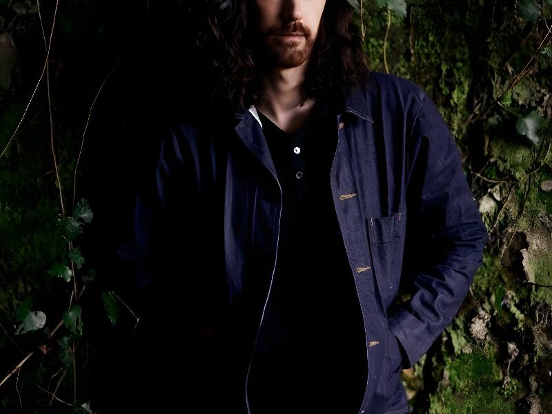 Hozier’s funky new song “De Selby (Part 2)” from his upcoming studio album “Unreal Unearth” is here – Check it out & see tour dates!