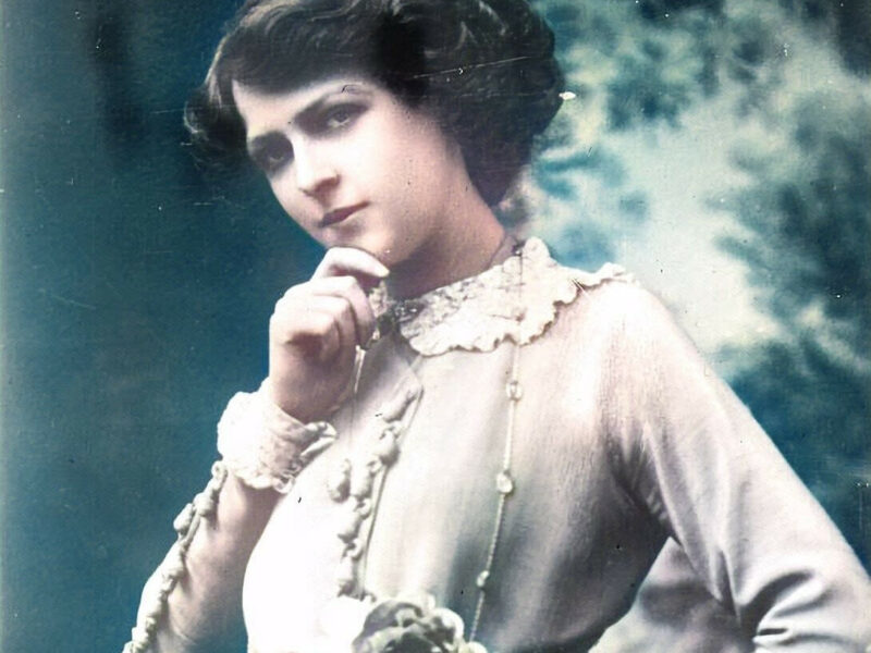 A triple bill of Makeshifts and Realities by Gertrude Robins, and Honour Thy Father by H. M. Harwood – Finborough Theatre