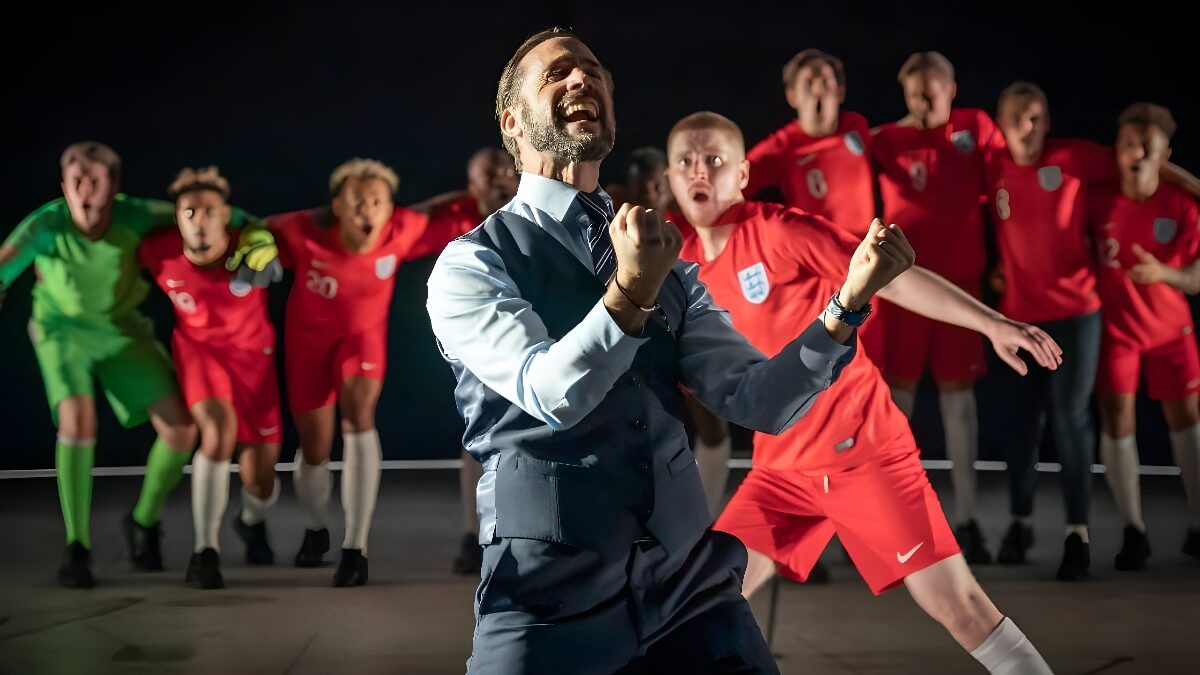 The National Theatre’s hit production of ‘Dear England’ transfers to London’s West End for a limited 14-week run, from 9th October